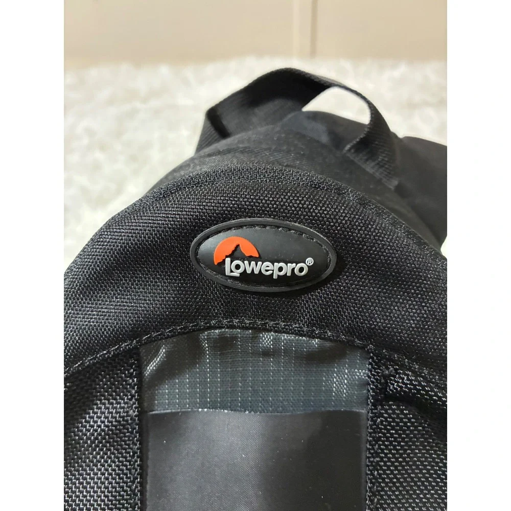 Lowepro Slingshot Camera‎ Bag Black Padded DSLR Sling Backpack All Weather Cover